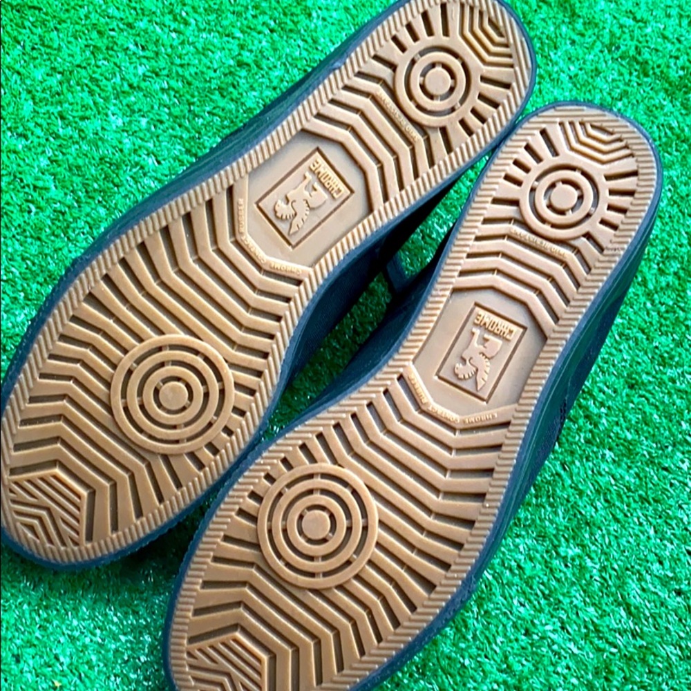 Never worn Chrome Sneakers - Picture 2 of 3